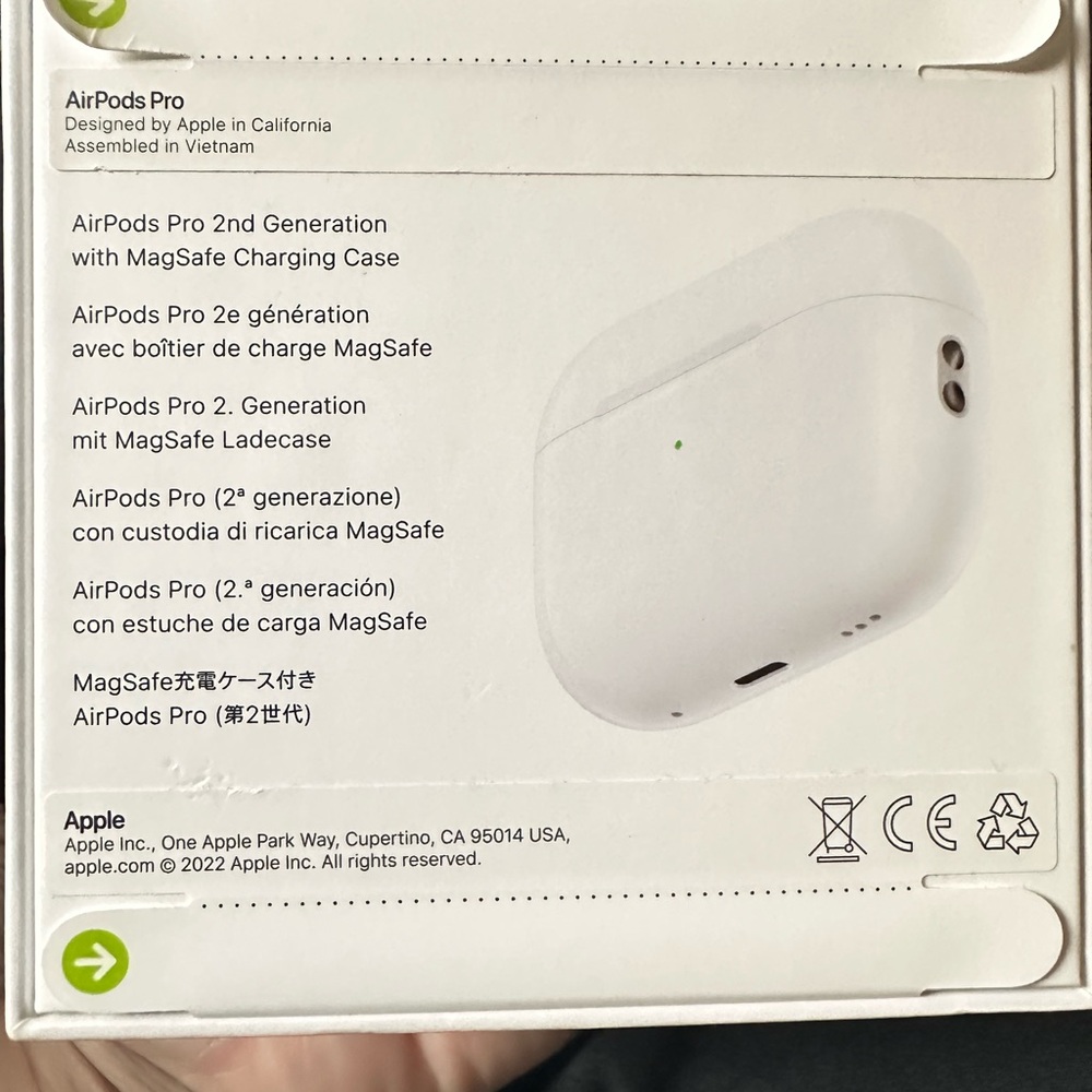 Apple AirPods PRO - Picture 6 of 7